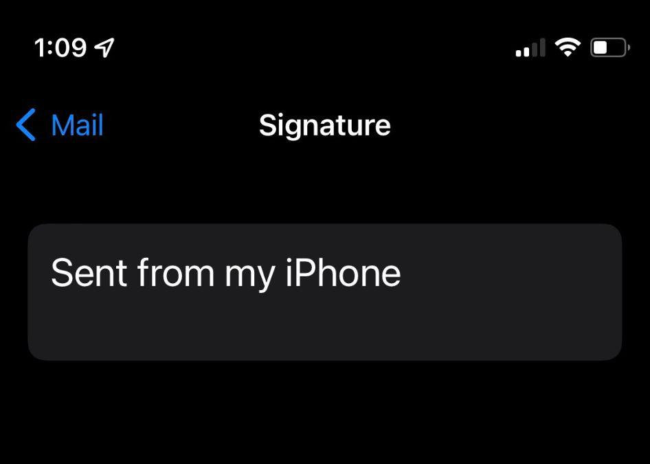 Default email signature on iPhone